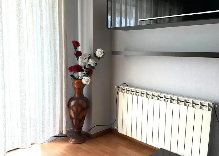 Biancas In The Center Of טיראנה